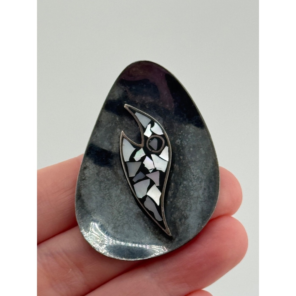 Vintage Israel 935 Sterling Silver Inlaid Mother of Pearl Inlay Brooch